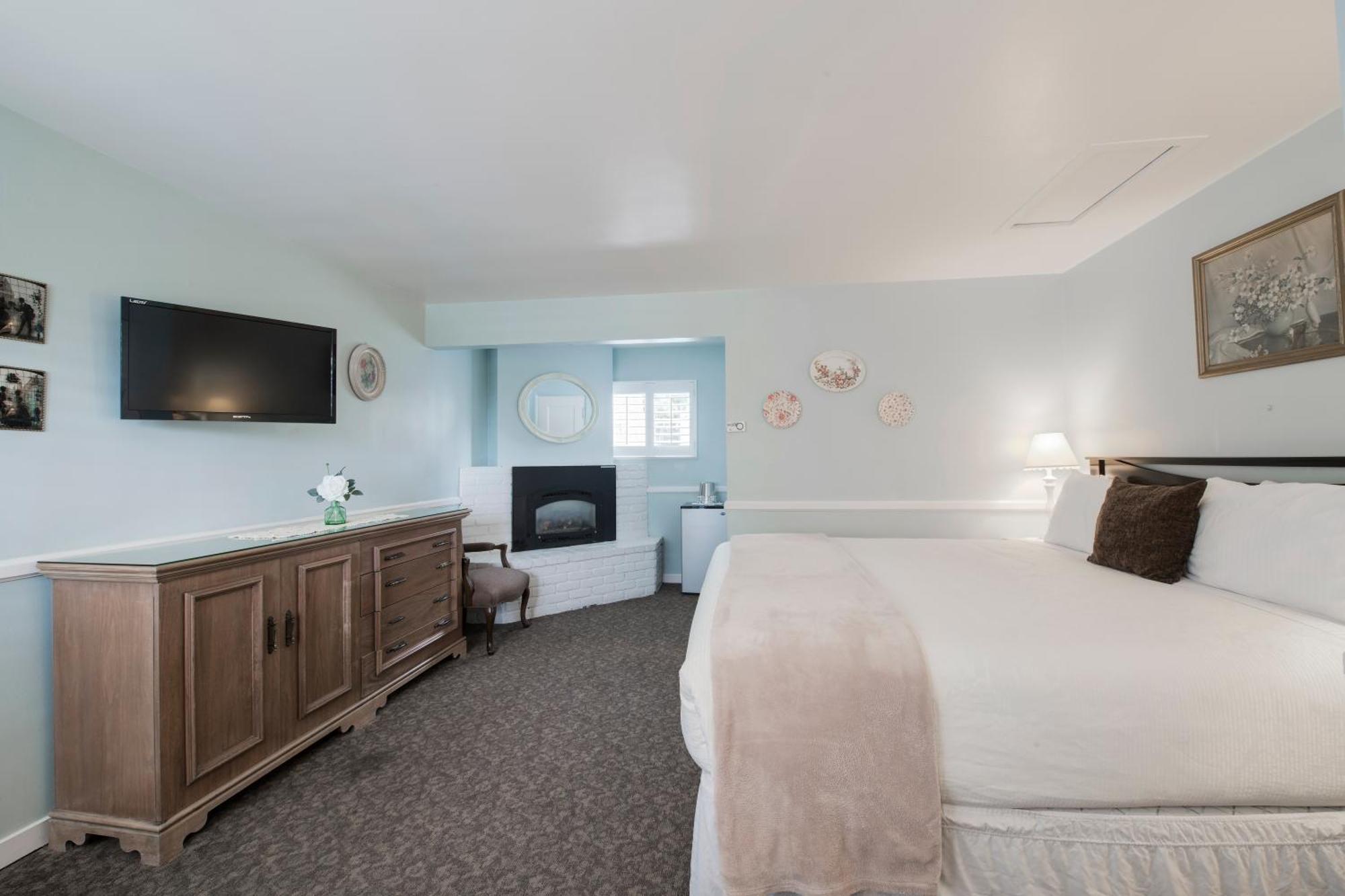 Carmel Green Lantern Inn Ngoại thất bức ảnh
