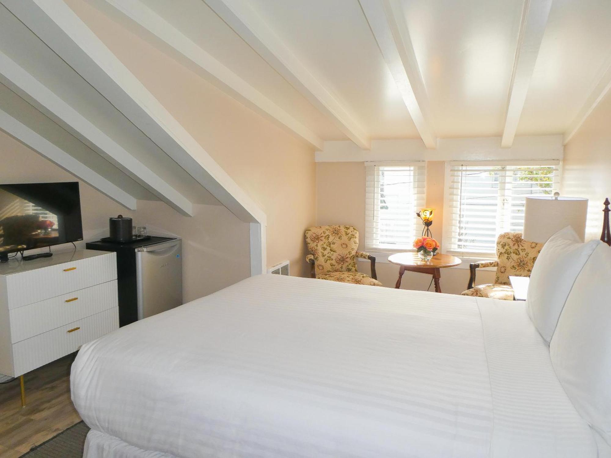 Carmel Green Lantern Inn Ngoại thất bức ảnh