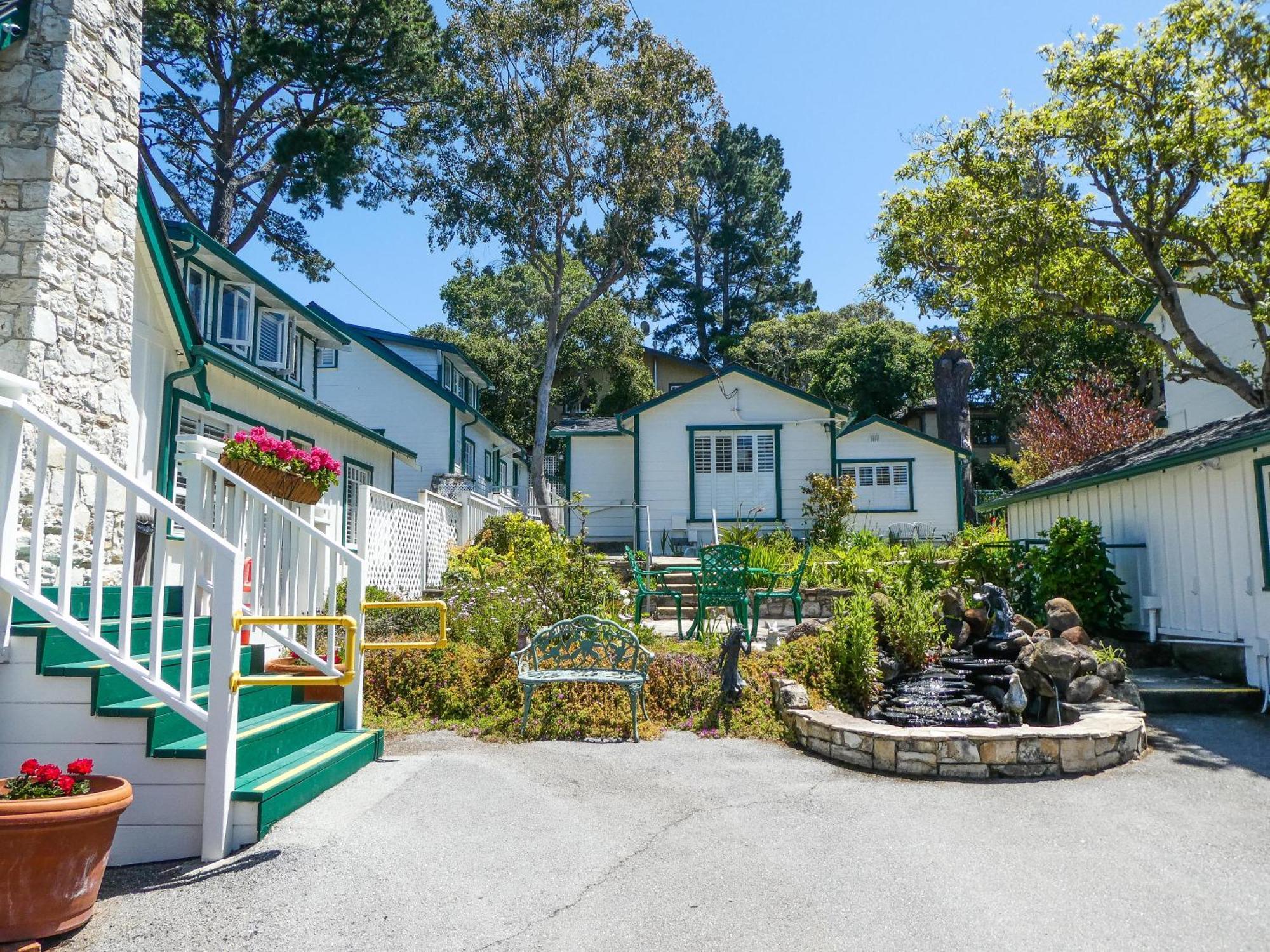 Carmel Green Lantern Inn Ngoại thất bức ảnh