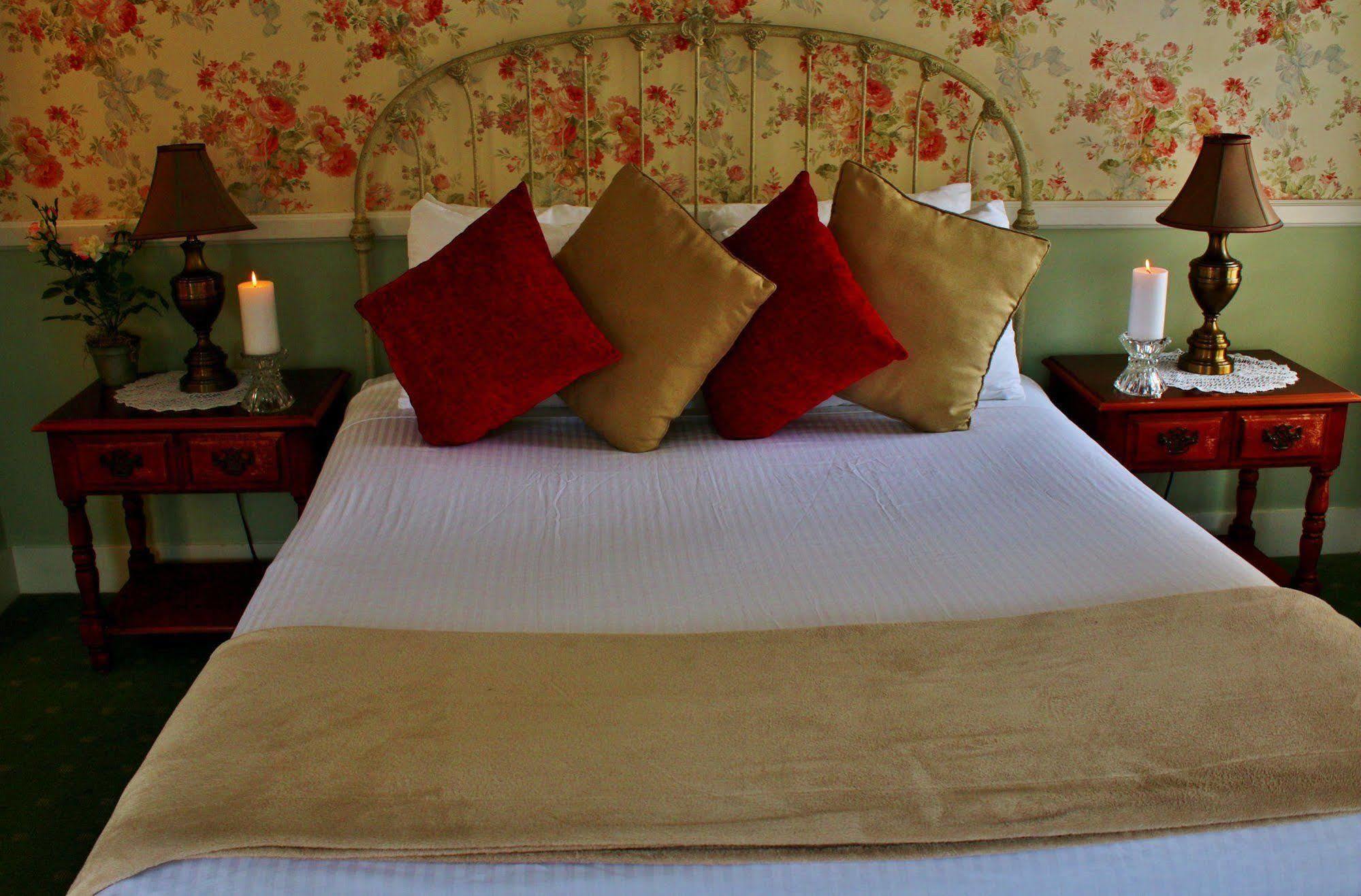 Carmel Green Lantern Inn Ngoại thất bức ảnh